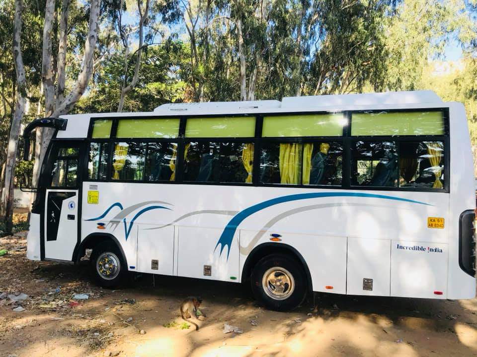 Sonasiyos India Tourism - Testimonial - Hire Mini Bus For Out Of Stations