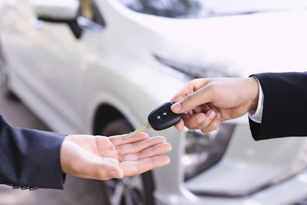 Sonasiyos India Tourism - Latest update - Luxury Cars for Rent in Bangalore with Driver